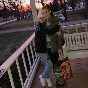 Meet your Posher, Haley